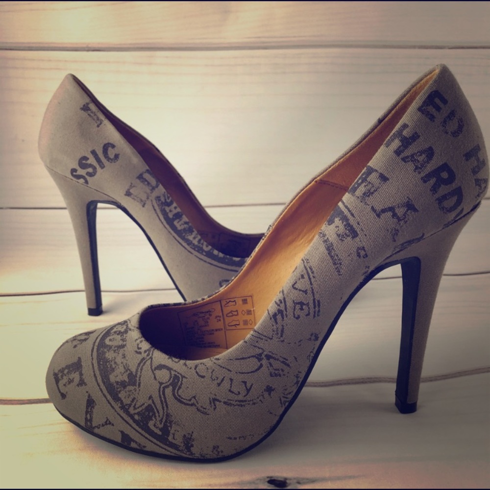 Ed Hardy Vintage Ink heels